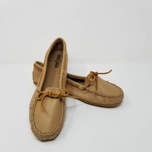 Minnetonka Moccasin leather Santa Fe Sole Boho